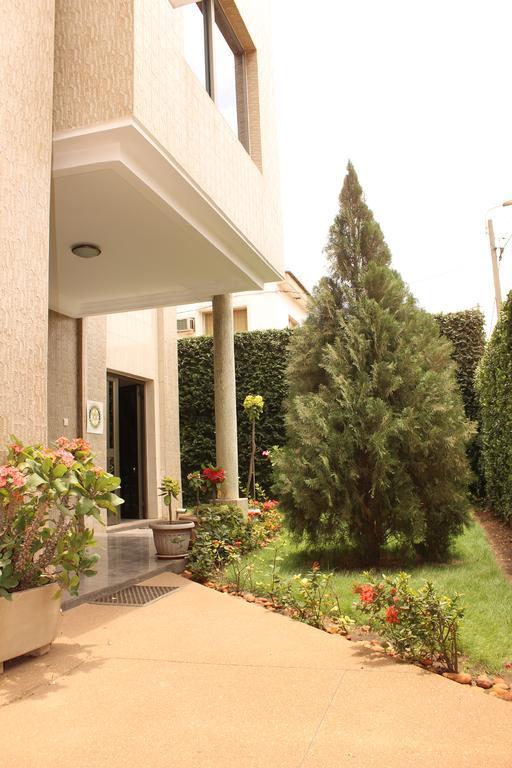 Hotel Residence Flamani Lomé Exterior foto